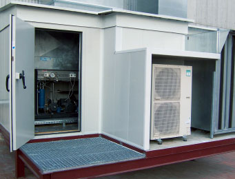 Tancament per la insonorització total d'un sistema frigorífic i de barrera acústica per aire condicionat