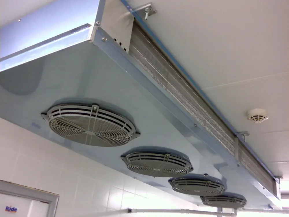 servicios-obradores-105 Sistema d'evaporador de tipus cúbic a una cambra de temperatura positiva d'un obrador